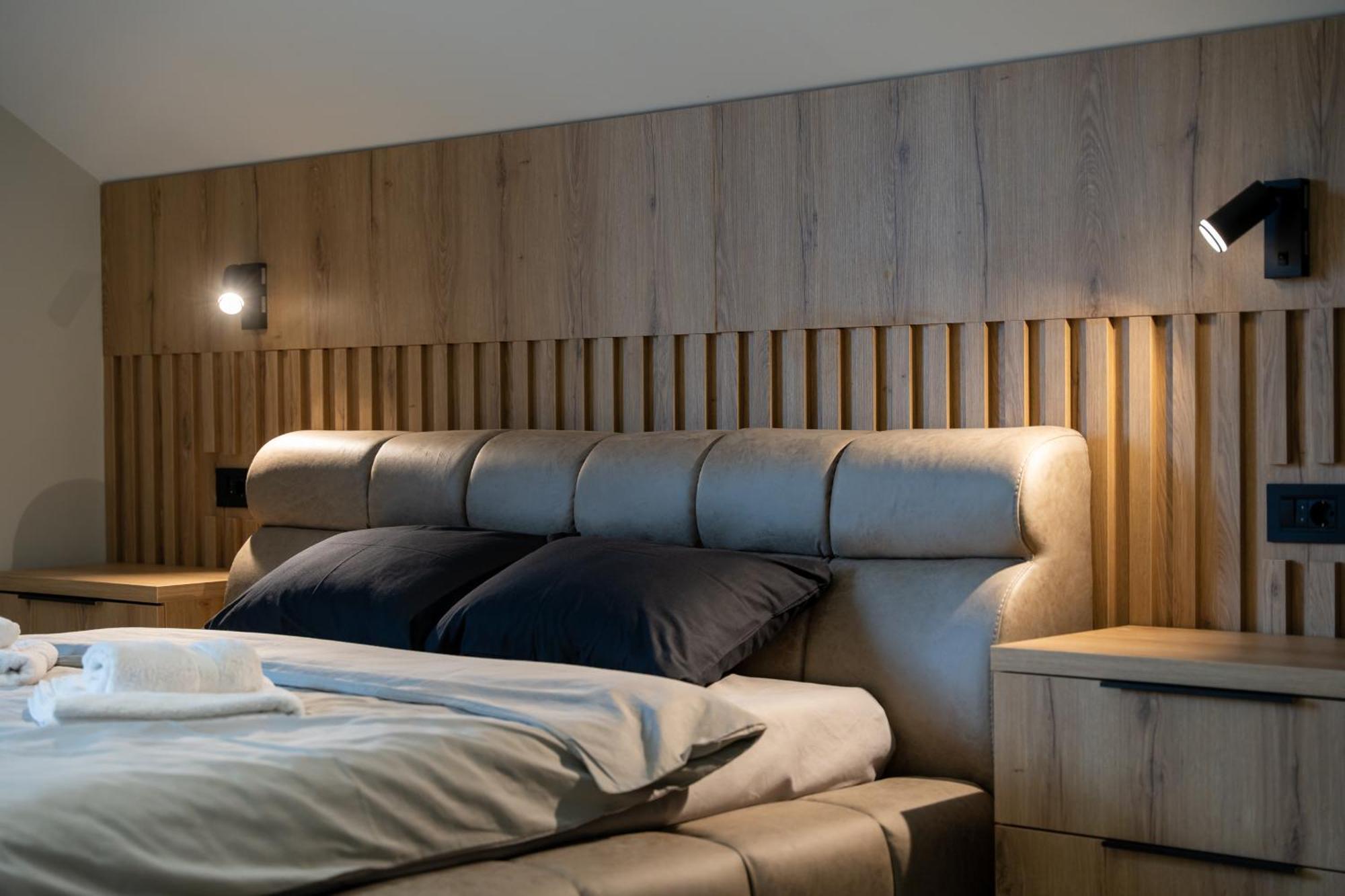 Montanova Apartment *